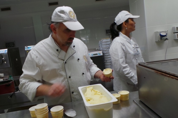 20120107-08134078C9CB80-5143-A7D6-CDCF-DB11115E7D7C.jpg
