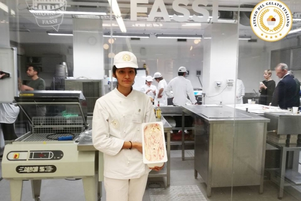 ateno-del-gelato-corso-gelateria-08A7353936-9E84-52EC-9CD1-08886BC642F8.jpg